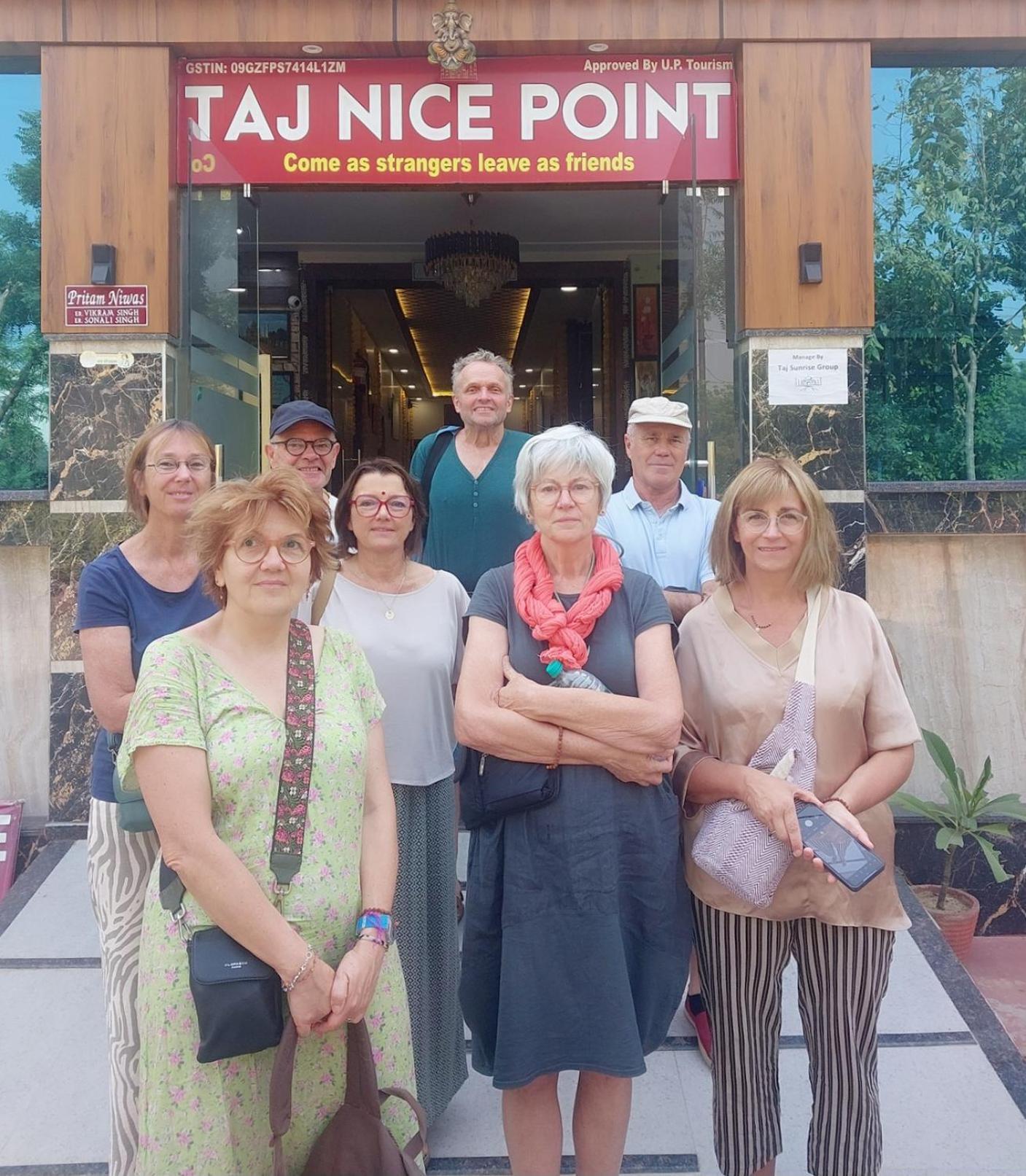Taj Nice Point Manage By Taj Sunrise Group 아그라 외부 사진