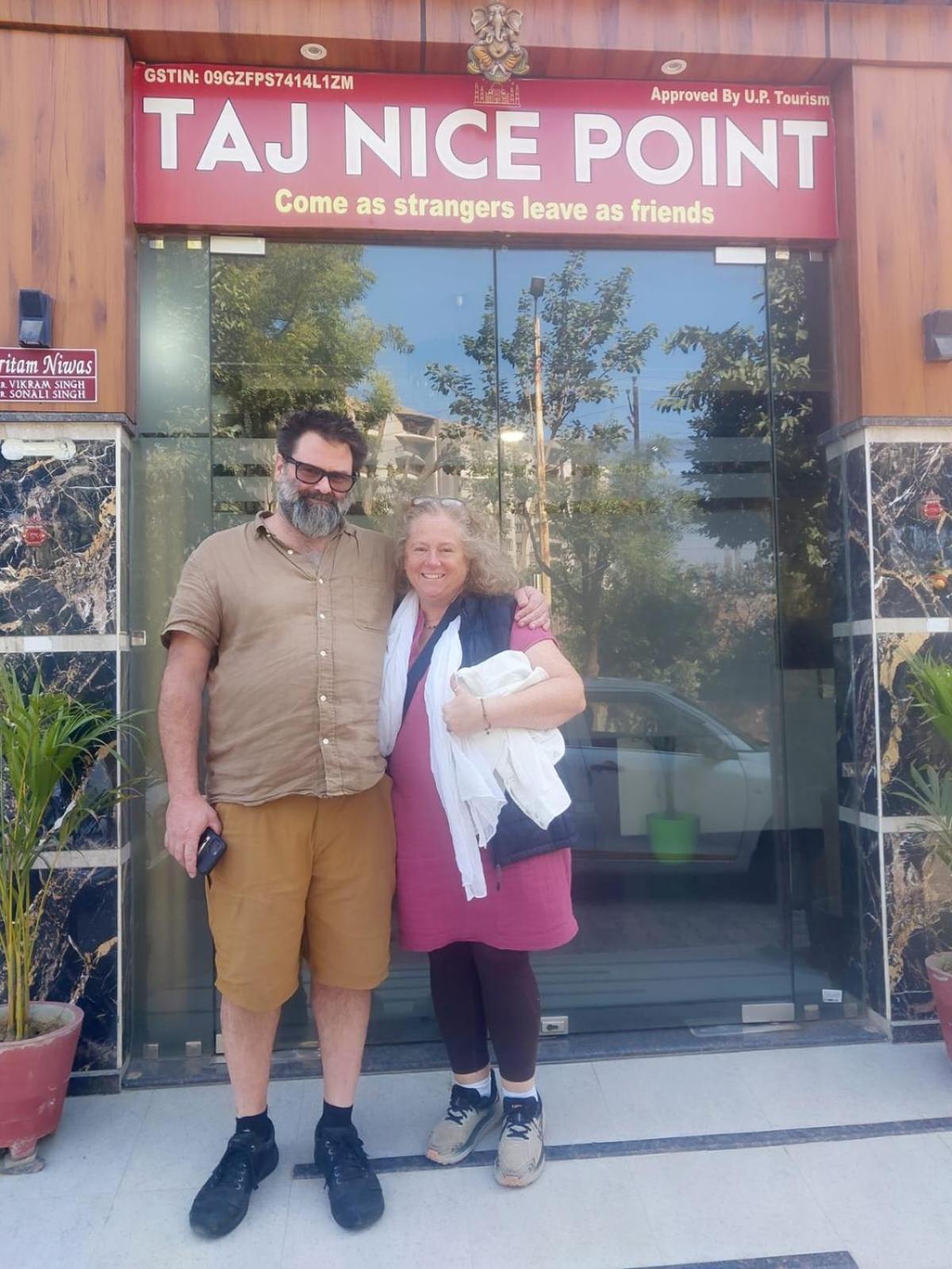 Taj Nice Point Manage By Taj Sunrise Group 아그라 외부 사진