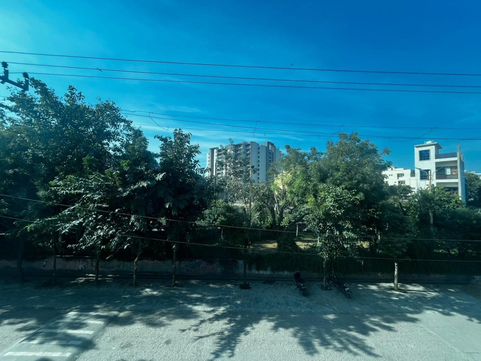 Taj Nice Point Manage By Taj Sunrise Group 아그라 외부 사진